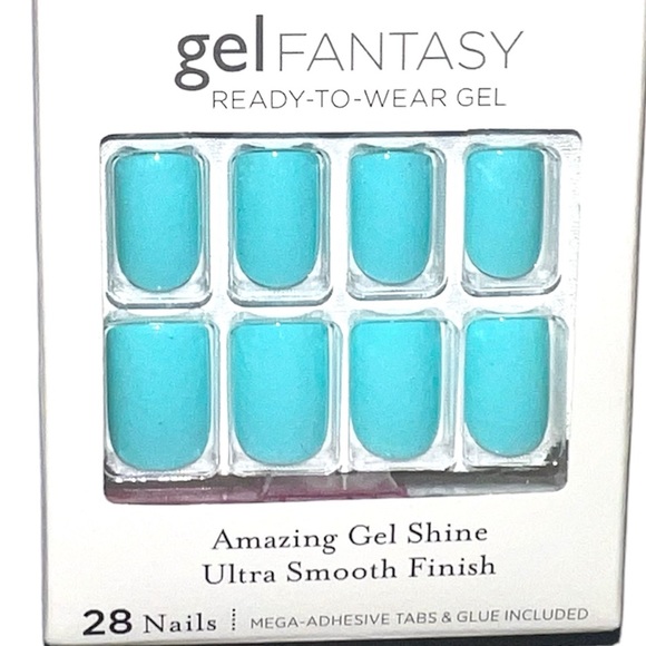 𝐊𝐈𝐒𝐒 | TEAL BLUE PRESS ON NAILS - Picture 3 of 4